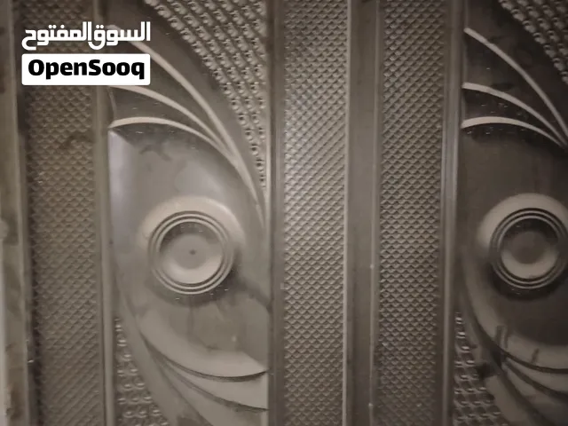 باب حديد سحاب مع جسر