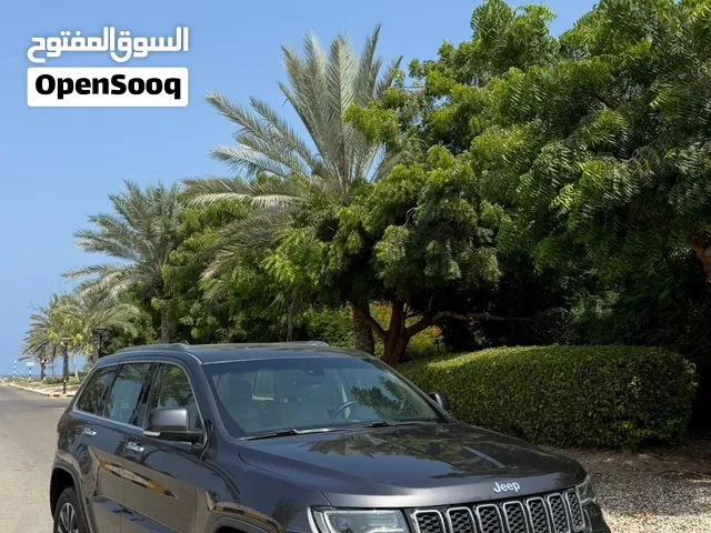 Used Jeep Grand Cherokee in Al Batinah