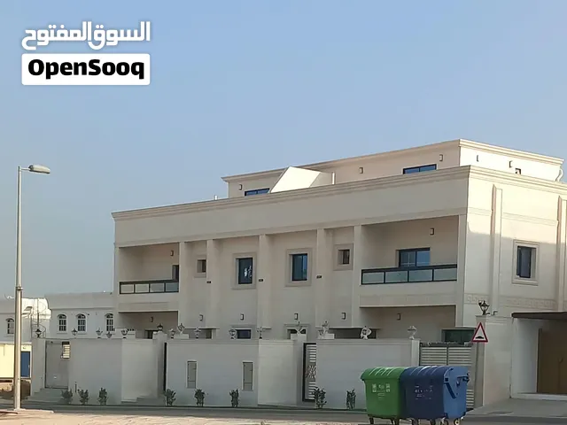 للبيع من المالك مباشره فلتين قريب البحر 5 مليون درهم