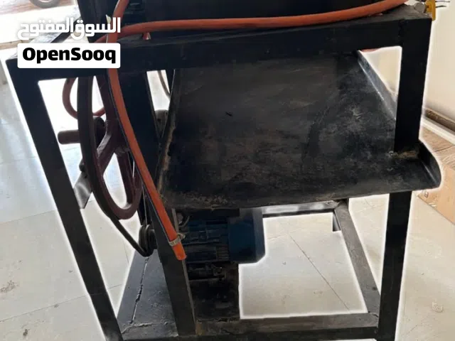 محمصة وقلاية بن وبهارات صناعية (نظام غاز + محرك كهربائي) بحالة ممتازة للمطاحن والمحلات