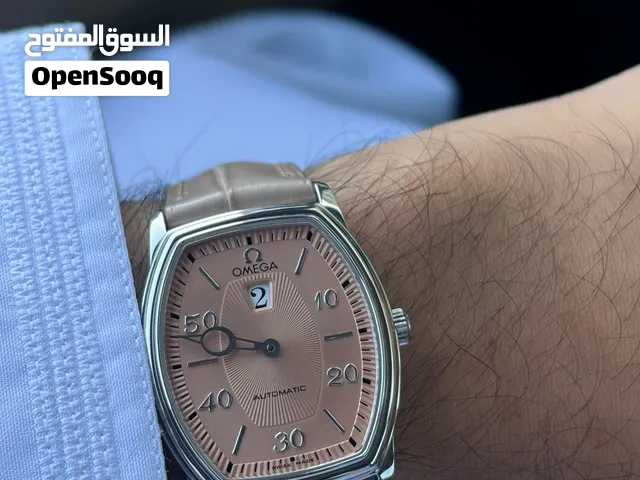 ( ساعة أوميغا ) أندر وأحلى ماصنعت اوميغا في تاريخها ( jumping hour ) نظيفة جدا جدا كانها جديدة