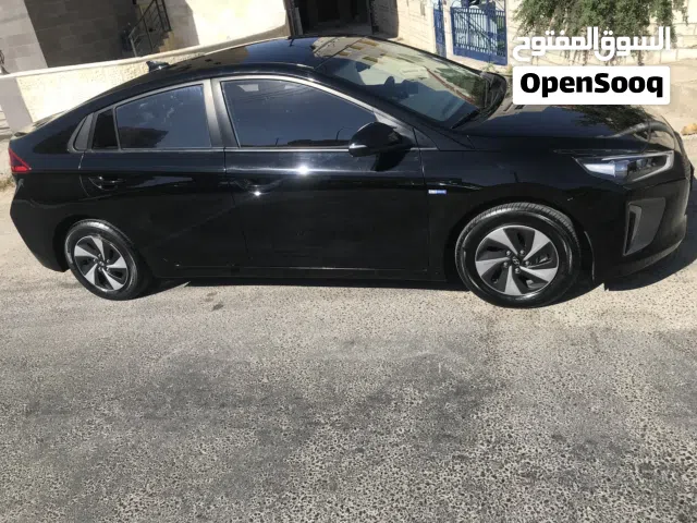 هيونداي ايونك هايبرد للبيع لون اسود 2017 فحص كامل بدون فتحه لم تعمل تطبيقات مالك اول من الحره