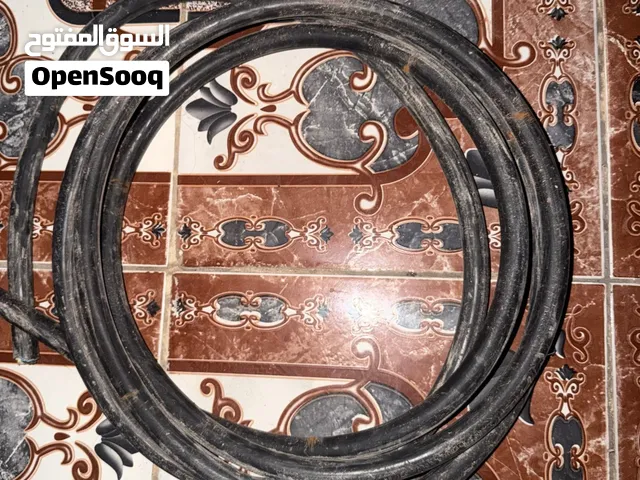 كيبلات متعدد الاحجام والقيسات