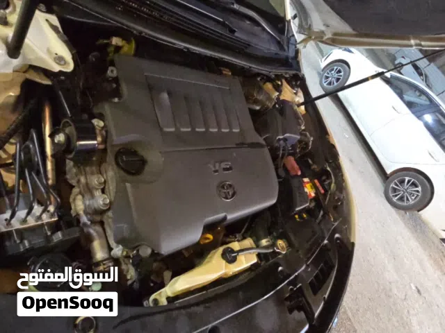 2013 تويوتا افالون Limited