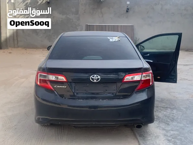 تيوتا كامري 2014