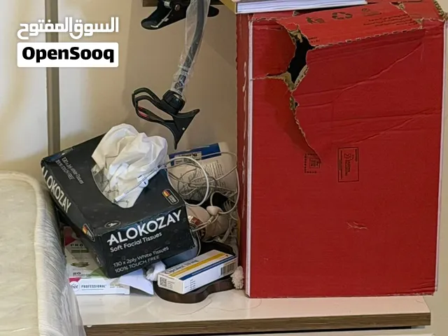 سرير جديد بحاله ممتازه مع استور تحت السرير