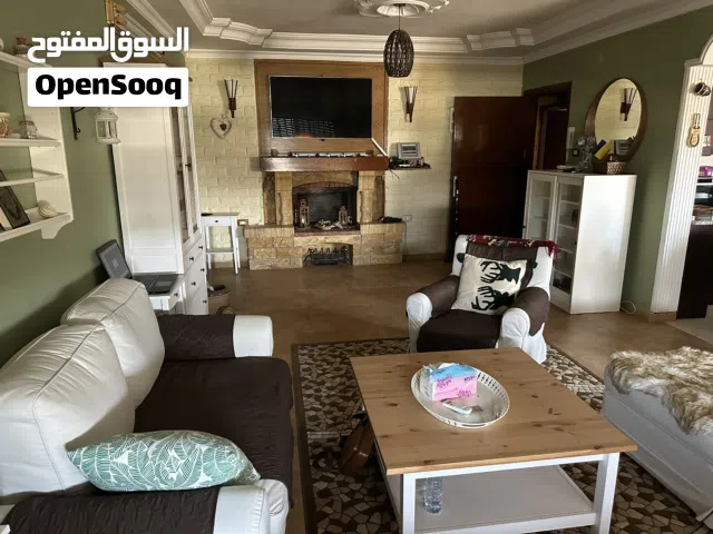 شقه طابقيه مفروشه سوبر ديلوكس افخم انواع الاثاث وكله جديد