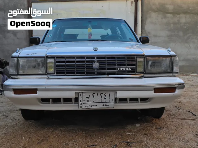 تيوتا كراون مديل 1990 سعه محرك 3000cc كير عادي