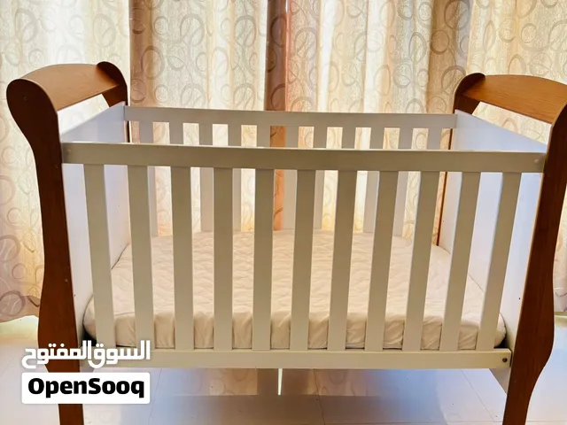 سرير اطفال من حديثي الولاده وحتى عمر 5 سنوات
