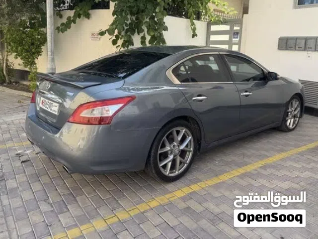 Nissan Maxima 2011 — 3.5L V6
