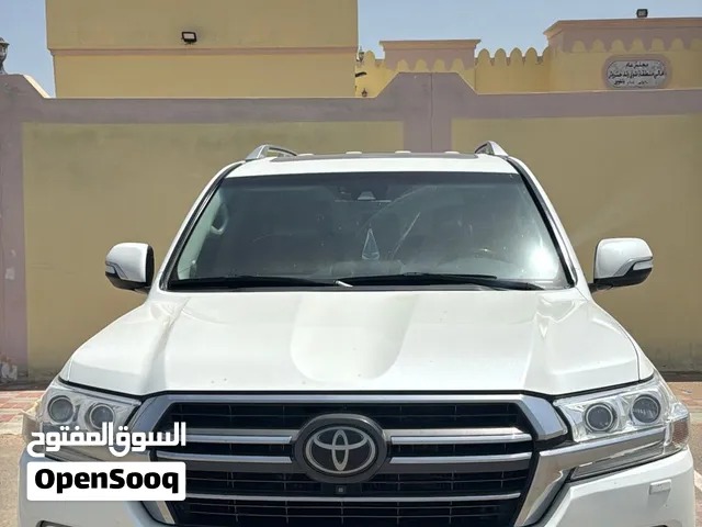 Used Toyota Land Cruiser in Al Sharqiya
