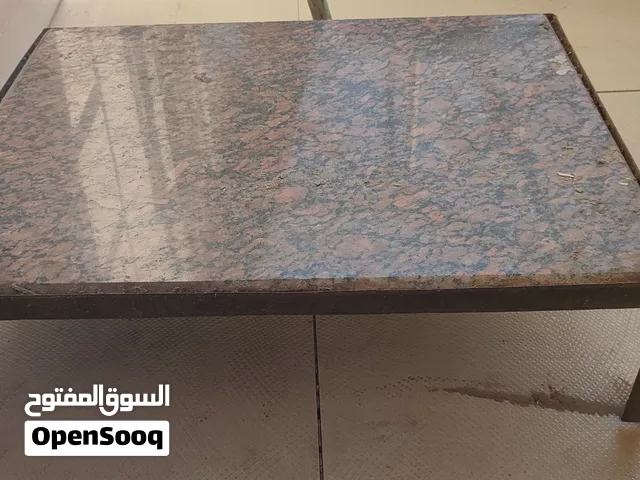 رخامة مقاس 55*44 بقاعده حديد