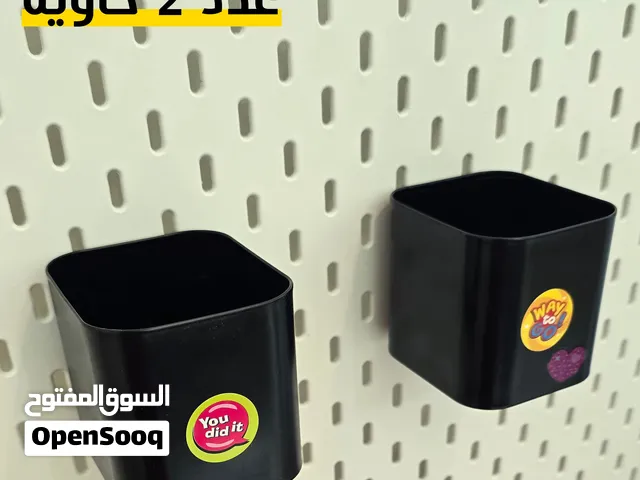 لوح تعليق أبيض قياس 56x56 سم من ايكيا عملي جدا للاستخدام في غرف الاطفال و الشباب وحتى تعليق اي شئ