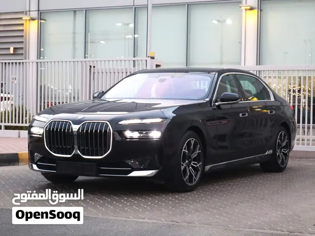BMW 735I Black GCC full options panoramic  original paint No accident  under warranty till 2030خليجي