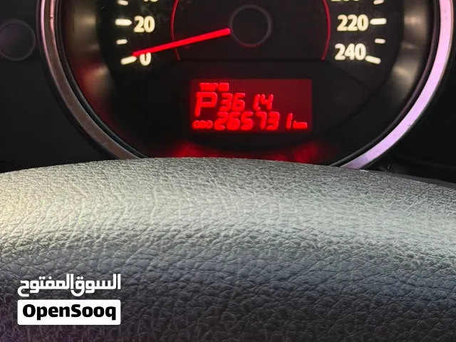 سياره مسرفسة بالكامل أمورها طيبه