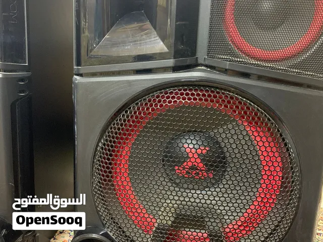 سماعات DJ ..