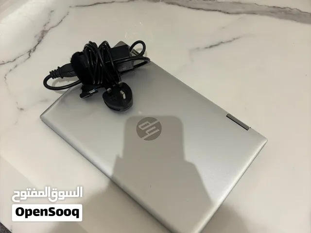 Laptop HP Pavilion x360 14-inch touchscreen/360° convertible.