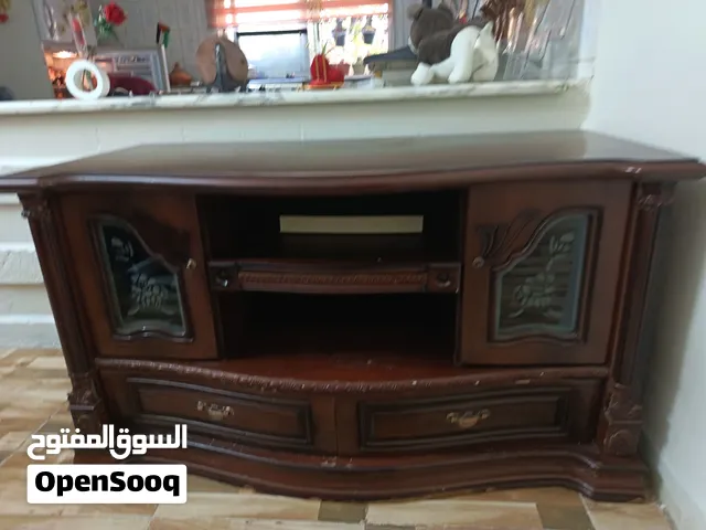 طاوله شاشه نخب بحال الوكاله