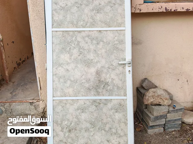 باب ألومنيوم
