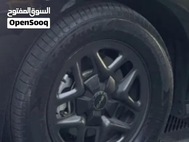 جنوط بي واي دي سيل او تشن بلص للبيع 4 حبات مع كوشوكات وكالة استعمال شهر و نص و ولا خدش رن و ما بقصر