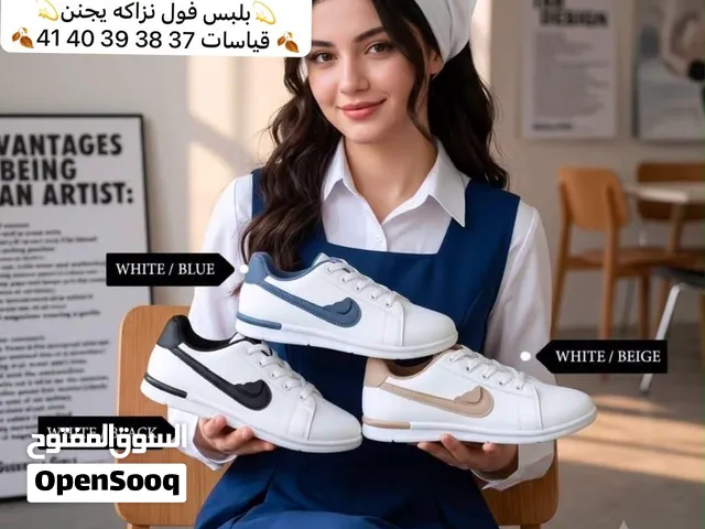 حذاء ترانشوز بناتي و ولادي خامه جلد طبي كلش عملي ومريح بلبس