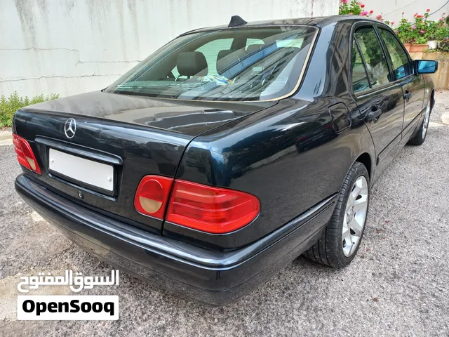 E200 kompressor