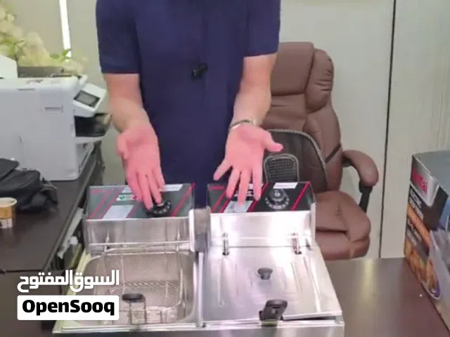مقلى زيت كهربائي مزدوج 6 + 6 لتر مصمم للمطاعم، الكافتيريات، البوفيهات، عربات الطعام، والمشاريع