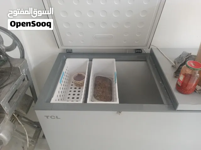 فريزر بطح كبير مترين بحال الجديد