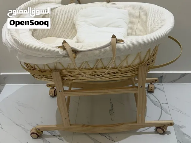 سرير أطفال رضع