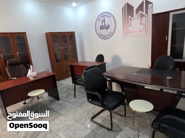 مقر مكتبي الايجار في شارع الوكلات ب7000