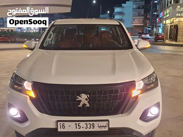 بيجو لاند تريك 4×4 الوكيل موديل 2025 محرك 25 توربو ديزل صحراوية