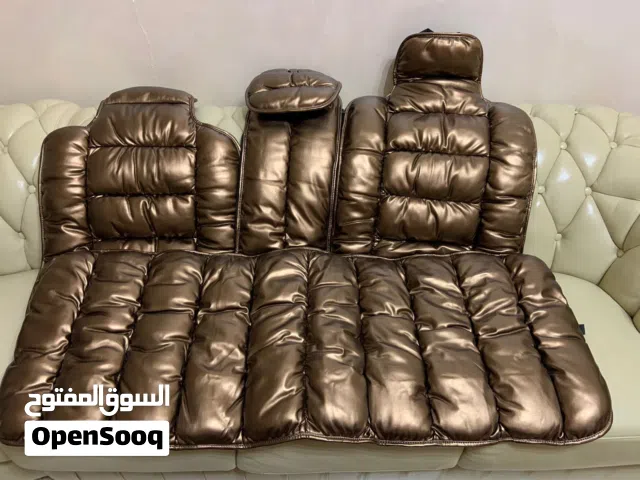 فرش سيارة مميز وفاخر جداً للبيع