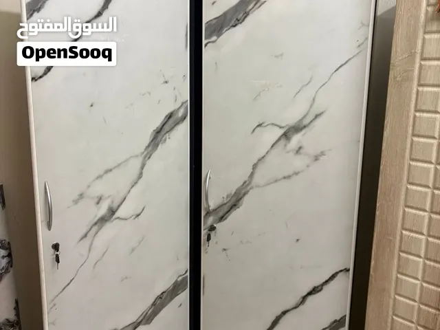 هذان ملابس للبيع عدد 3  سعر الوحده 170