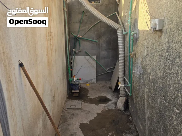 100 m2 2 Bedrooms Apartments for Rent in Basra Manawi Lajim