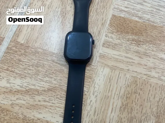 ساعة ذكية وجديدة