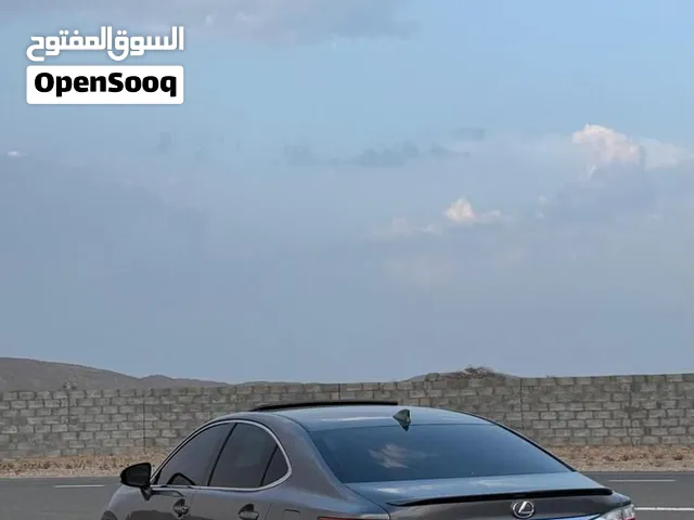Used Lexus ES in Al Dakhiliya