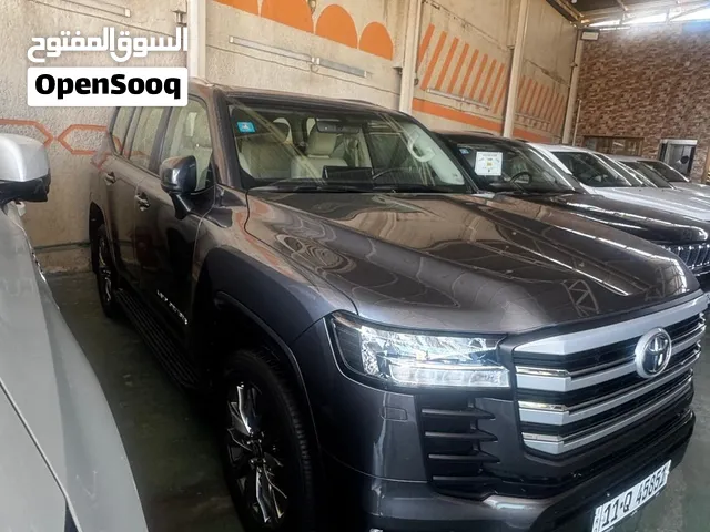 لاندكروزر 24