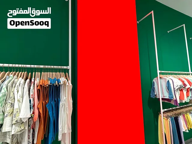 شاشة LED داخلية عمودية 3.68 × 1.28 م للبيع Indoor LED Screen 3.7m x 1.3m