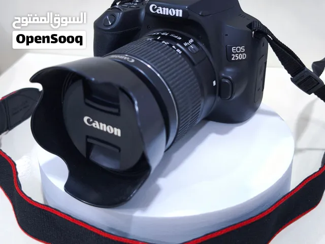 كاميرا CANON 250D مستعمل مع عدسة عدد 2 وحقيبة وتيوب مجاني