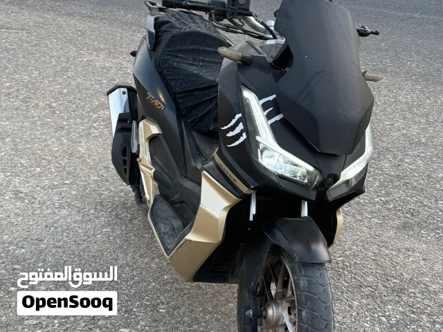 دايون adv 200