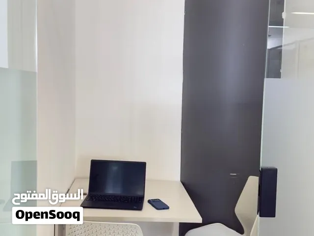 مكاتب للإيجار