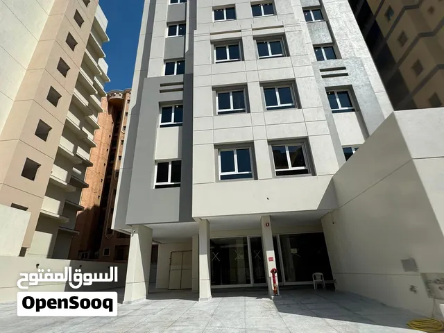 شقق الاجار في السالميه شقه غرفتين وحمامين وصاله ومطبخ مساحه مناسبه جدا  يوجد شهر مجاني