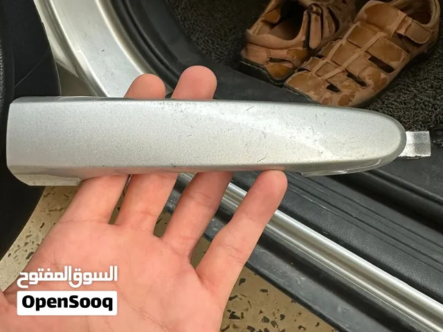 مقبض يد كيا سبورتاج 2009/10