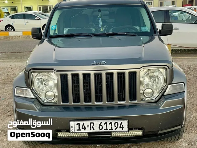 2012 جيب ليبرتى Sport