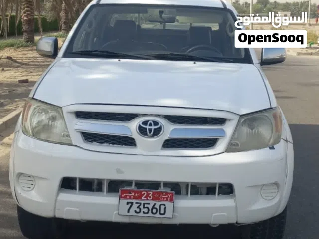 2007 تويوتا هيلوكس Standard