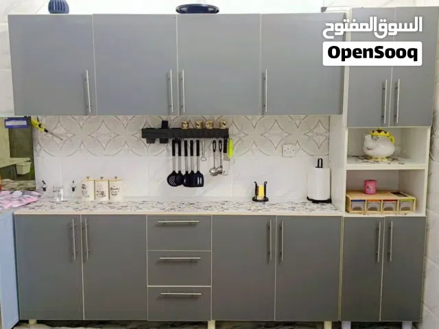 كاونتر خشب تركي  مترين ونص سنك متر و20 متوفر توصيل  السعر 400 متوفر توصيل محافضات حسب البعد بغداد مج