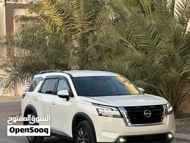 Nissan phthfander 2022v6 4x4