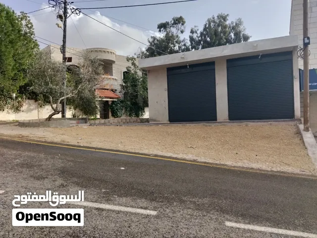 محلات للايجار بمساحة 120 متر