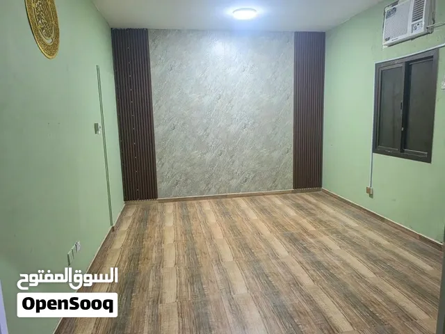 بالخوير مكتب أو عياده أو صالون للإيجار قريب مسجد الزواوي