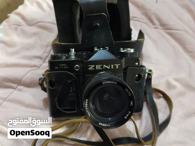كامره زينت zenlt صناعه سوفيتي سنه1977  كامره شغاله 100% وياها جنطه الاصليه جلد مع سير حمل سعر 150